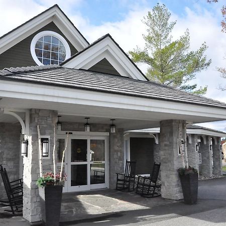 ברייסברידג' Touchstone Resort On Lake Muskoka מראה חיצוני תמונה